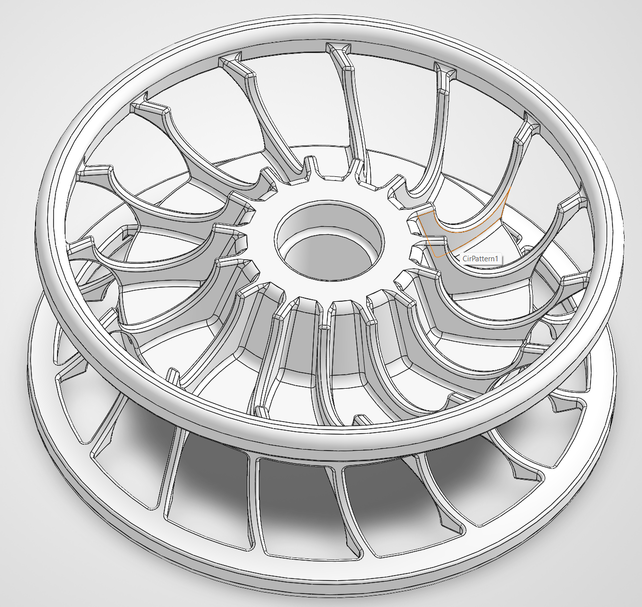 Circular pattern feature building the spokes